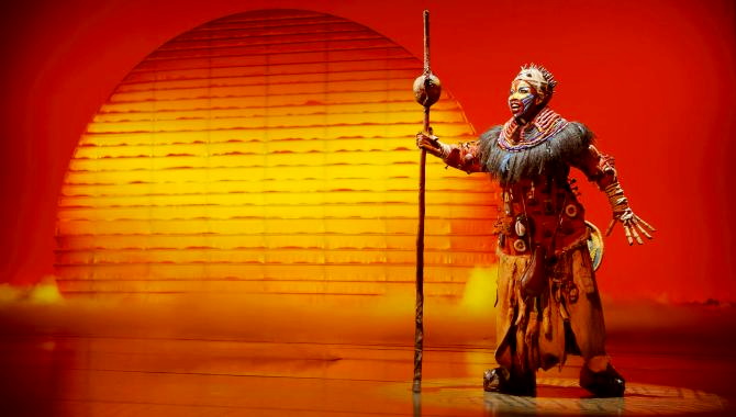 Urlaub Deutschland Reisen - „Der König der Löwen“ © Stage Entertainment