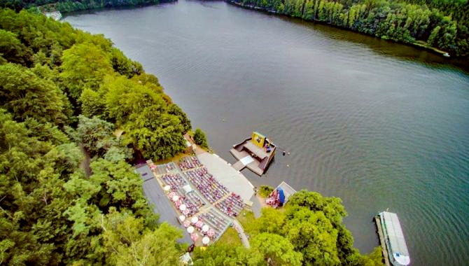Urlaub Deutschland Reisen - „Der Bettelstudent“ auf der Seebühne Kriebstein Operette von Carl Milöcker