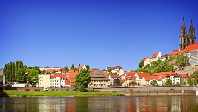 Urlaub Deutschland Reisen - Eine Elbkreuzfahrt entlang der Weinstraße-Meissner Brückengeschichten