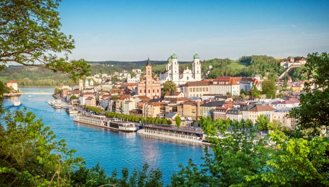 Urlaub Deutschland Reisen - Donau in Flammen